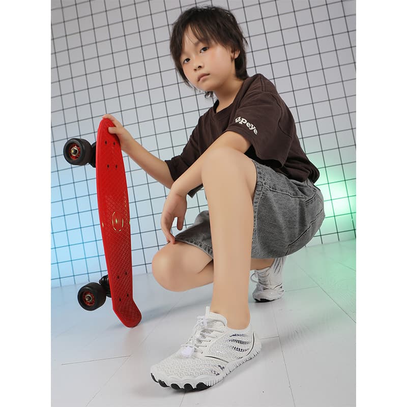 Treinamento abrangente Indoor crianças pular corda sapatos homens mulheres dedicados tênis de corrida de sola macia leve
