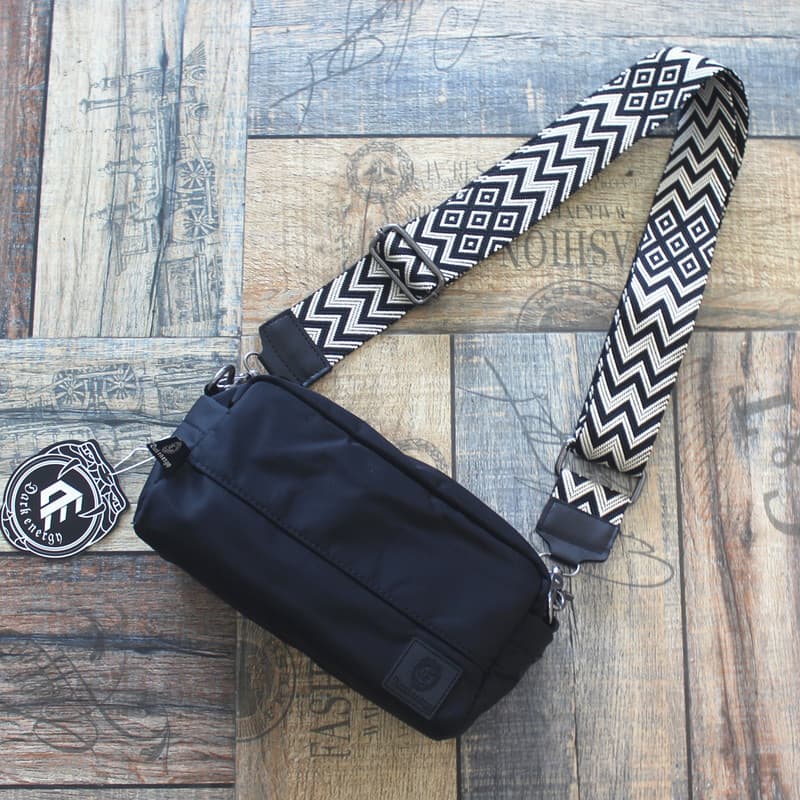 2025 Masculino Feminino Street Wear Masculino Oxford Pano Bolsa de Ombro Casual Nylon Lona Cross-body Mochila Estilo Jap