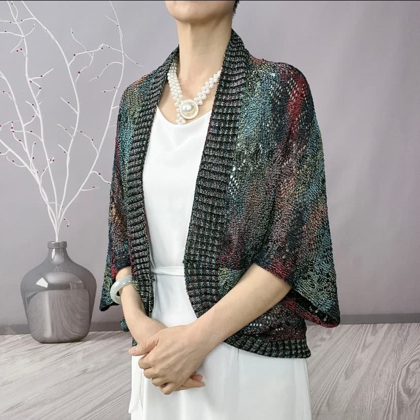 [Cardigan colorido de seda gelo] xale de malha feminino cardigan verão oco colete multiuso combinando ombro novo estilo
