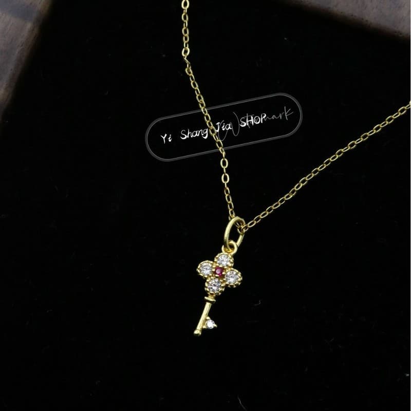 S925 prata esterlina venda quente Mini chave colar feminino nicho luz luxo High-End pingente clavícula corrente para nam