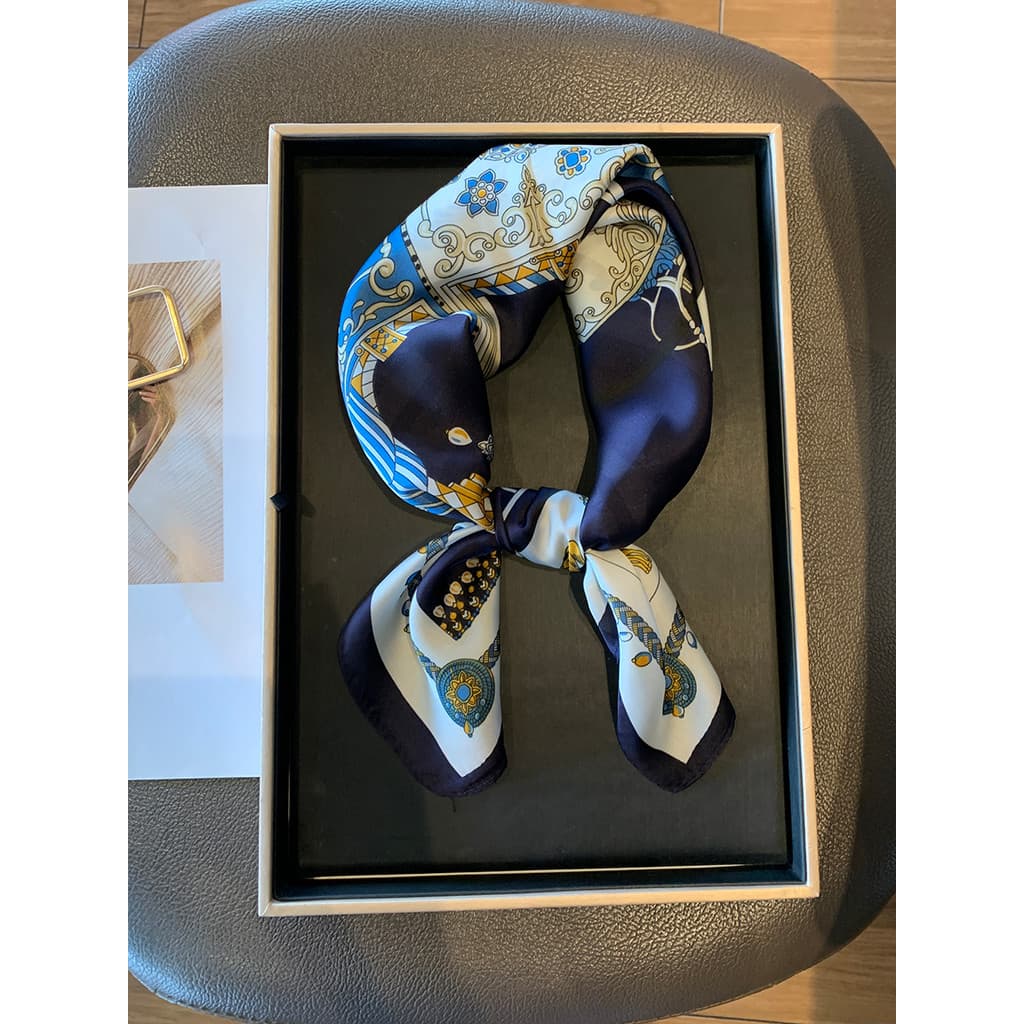 Lenço de seda feminino 2024 primavera outono novo estilo All-Match pequeno lenço quadrado estilo britânico High-End moda