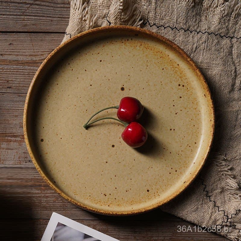Prato de jantar de cerâmica rústica em estilo japonês, design vintage com manchas, prato amarelo popular online, ideal p
