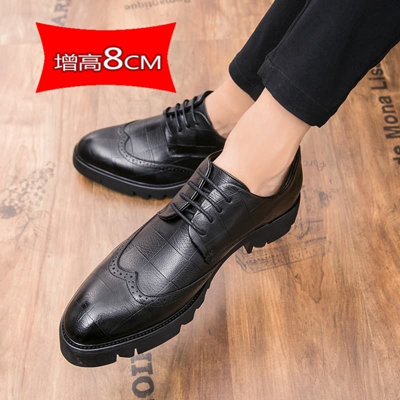 Sapatos de couro masculinos estilo britânico Braddock sapatos casuais casamento aumento interno esculpido negócios Forma