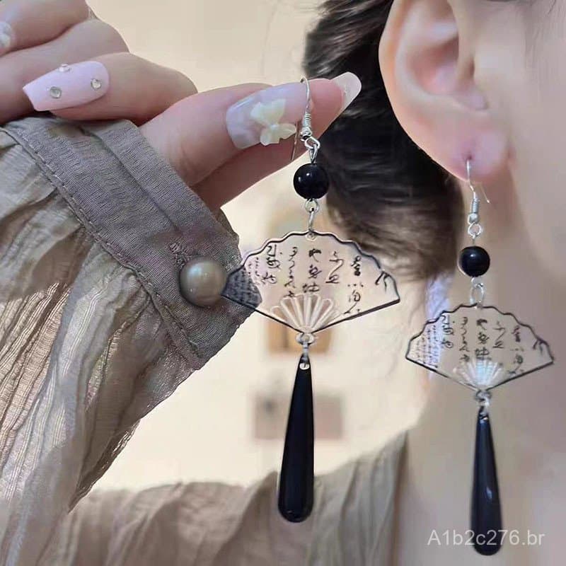 Novos brincos femininos em formato de leque com pingente de gota d'água, estilo chinês, com personalidade e temperamento