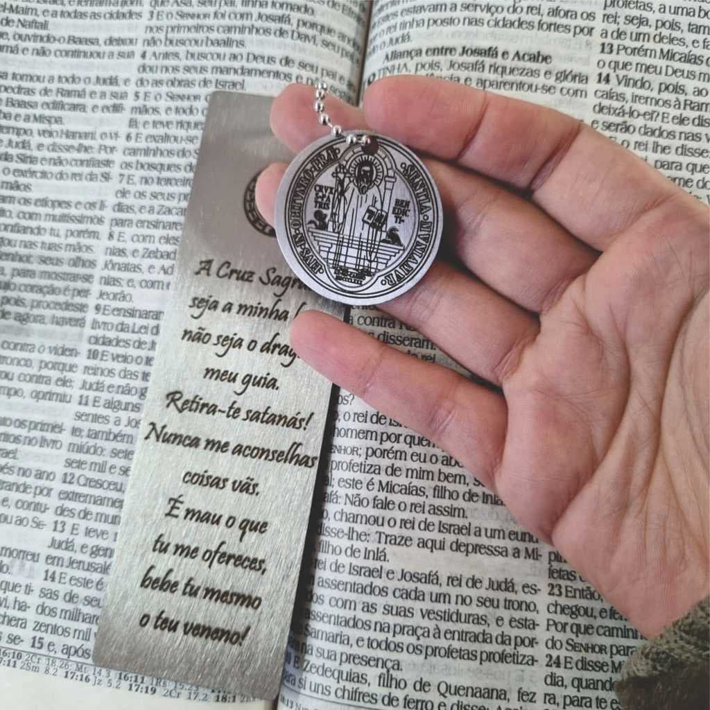 Kit 10 Marcadores de Página Religiosos São Bento Ideal Para Presente Lembrança Mimo
