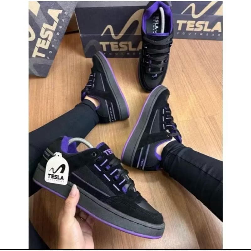 TENIS TESLA CONFORTAVEL com Detalhes Refletivos Preto/Roxo