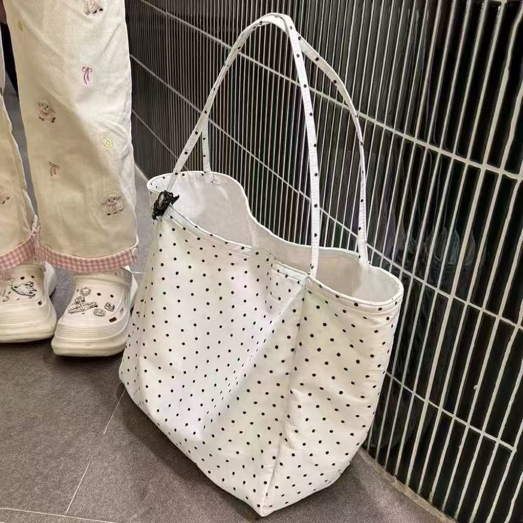 Bolsa de lona japonesa coreana de grande capacidade 2025 bolinhas novo estilo versão coreana bolsa estilo coreano de um