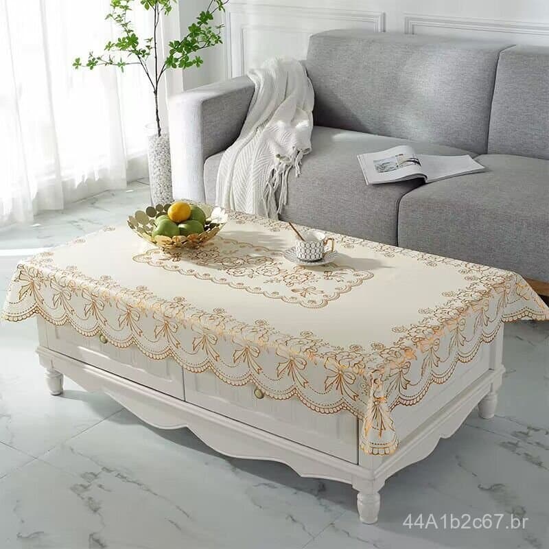Toalha de mesa retangular de plástico PVC com estampa dourada, estilo europeu, à prova d'água, resistente a óleo, laváve