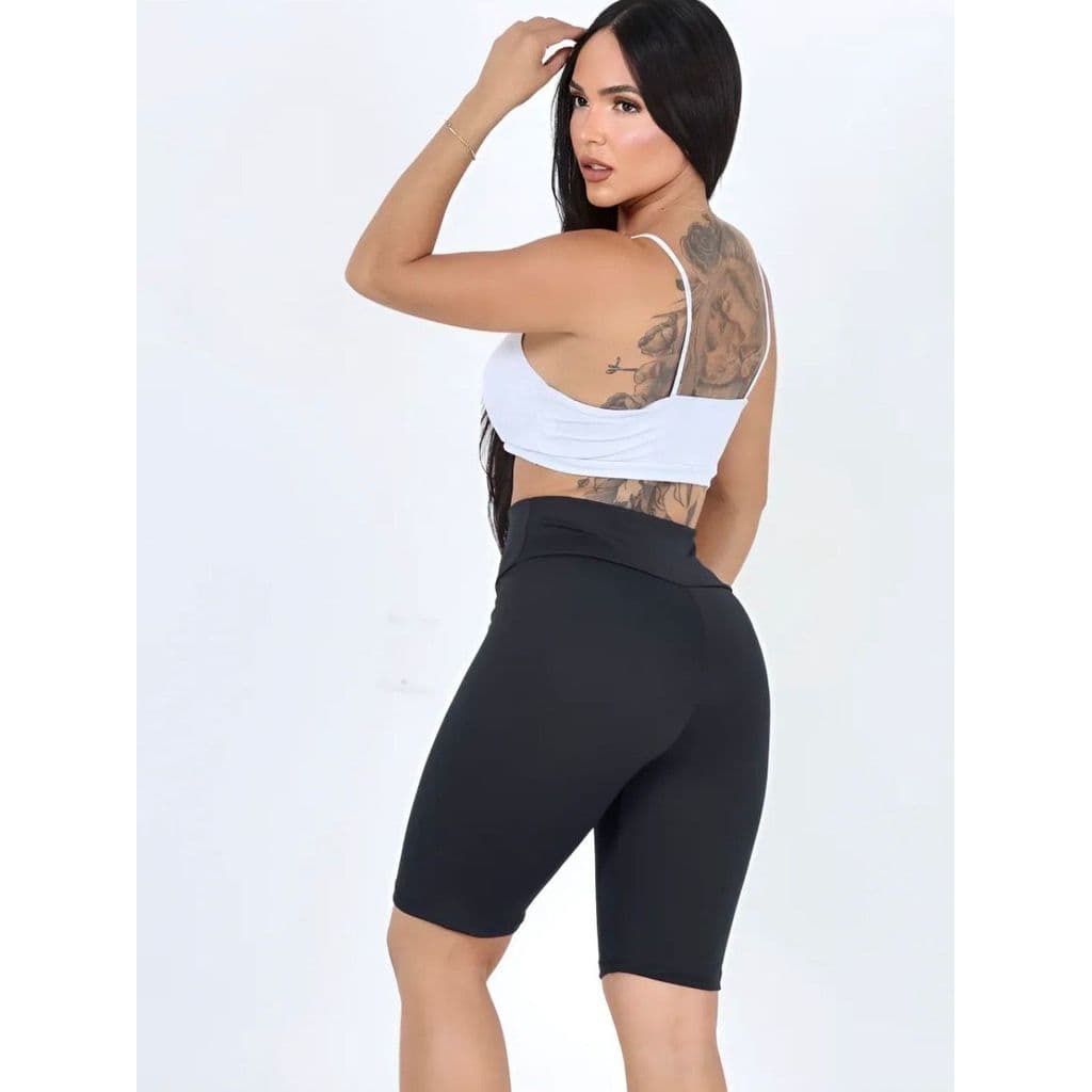 Bermuda Feminina Ciclista Blackout Shorts Legging Em Suplex Cintura Alta Zero Transparencia Liso