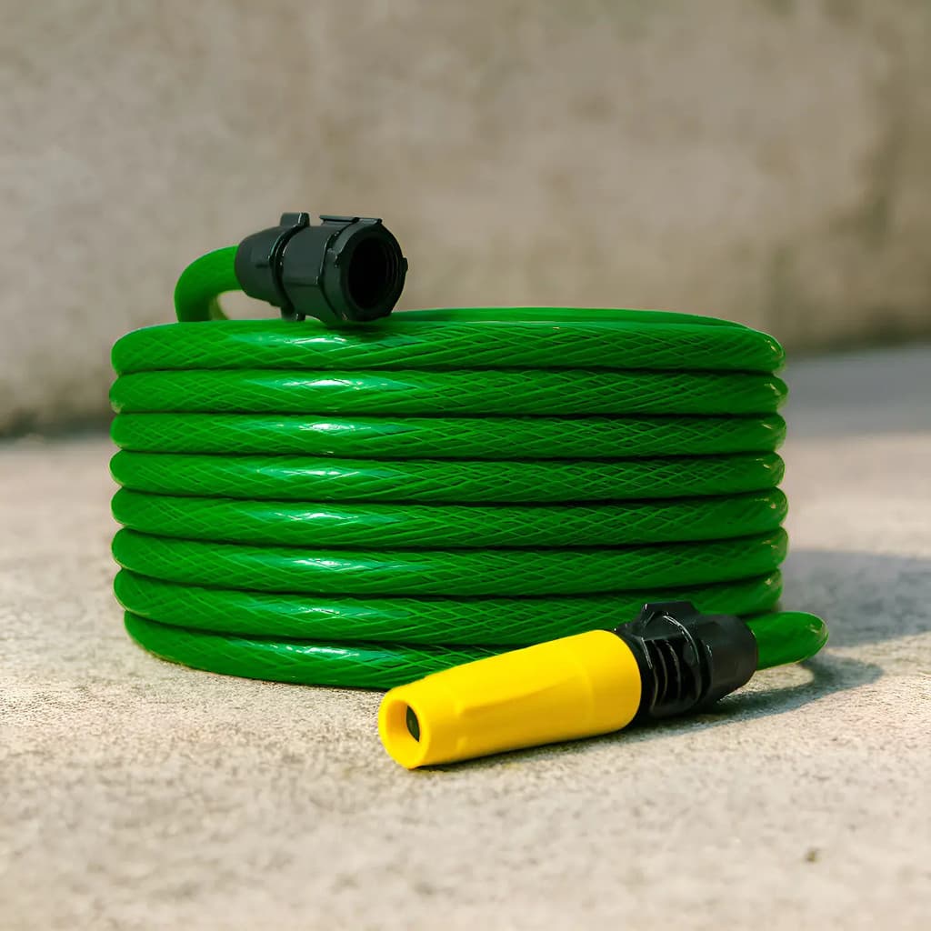 Mangueira de Jardim 20 m PVC Reforçada 1/2 pol. com Esguicho Regulável