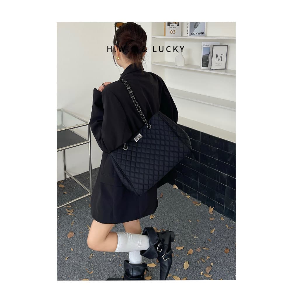 Saco Commuter grande saco de ombro de náilon sacola feminina grande capacidade axilas saco corrente High-End saco femini