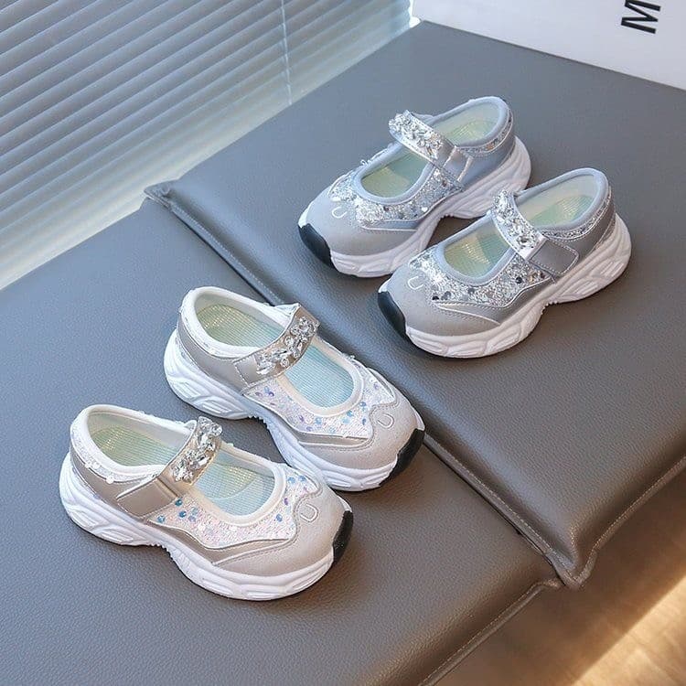 Meninas tênis leves 2026 primavera verão novo estilo sapatos infantis meninas sandálias de lantejoulas respirável sapato