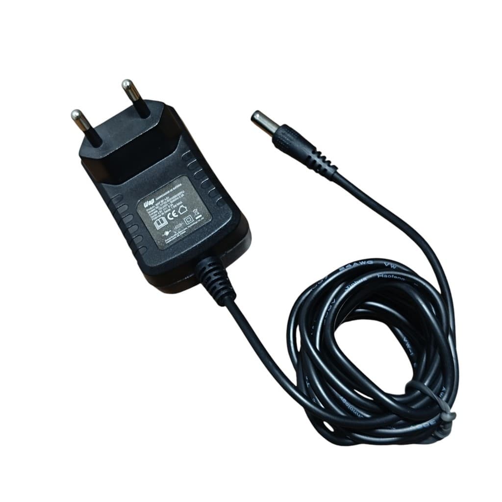 Carregador Bivolt Wap entrada 100/240 50/60Hz