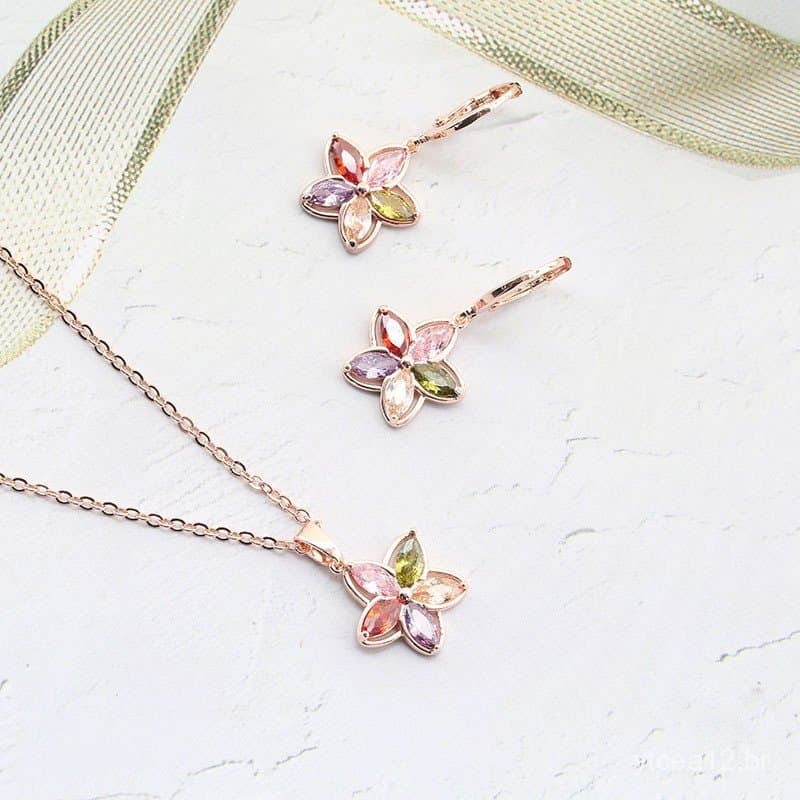 Novo conjunto de duas peças europeu e americano de brincos e colar de zircônia floral em ouro rosado para mulheres, joia