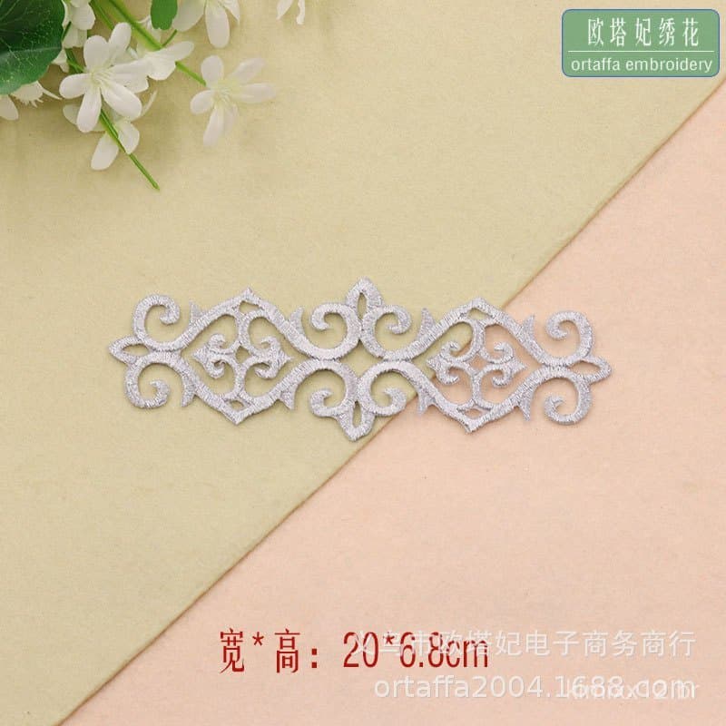 Apliques bordados por computador com fios de ouro e prata, patches decorativos para roupas de anime, flores termocolante