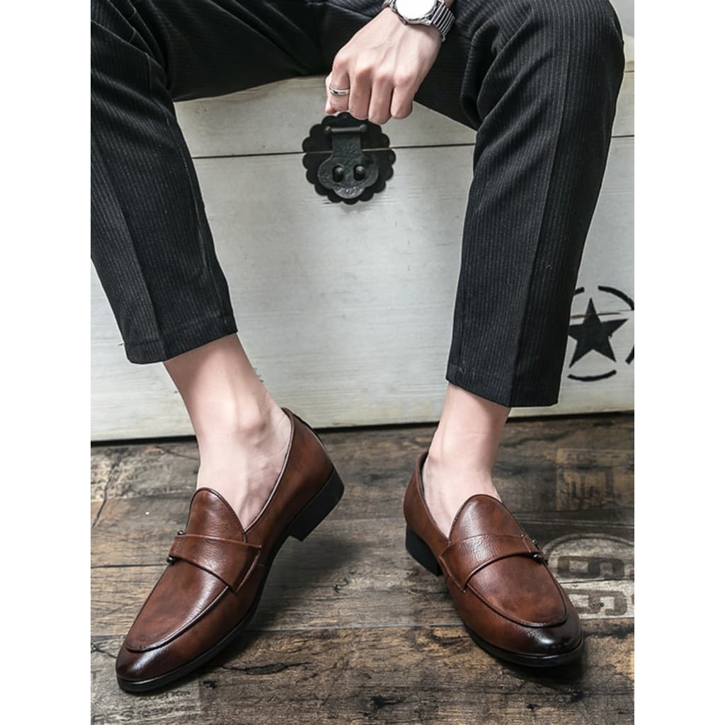 Sapatos de couro pequenos masculinos terno Formal terno clássico All-Match cabeleireiro sapatos da moda espírito cara er
