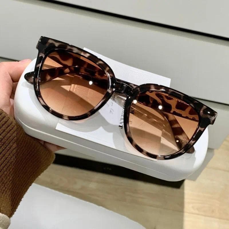 Novos Óculos de Sol Ovais Vintage para Mulheres, Moda Retrô, Nova Marca de Luxo, Óculos de Sol Femininos com Proteção UV