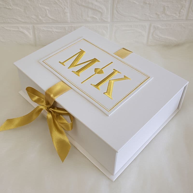 Adesivo Monograma  Personalizado de Transferência Metalizado Dourado Iniciais Casamento Lembrancinha