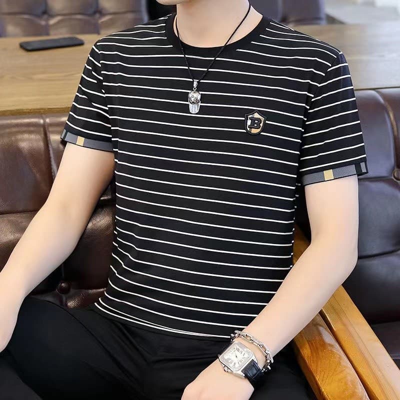 Verão novo estilo masculino gelo seda manga curta camiseta High-End em torno do pescoço listrado camiseta Casual rua