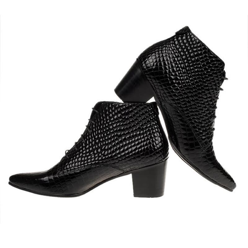 Sapatos de couro com bico fino britânico, sapatos masculinos de salto alto, botas curtas da moda, versão coreana, botas
