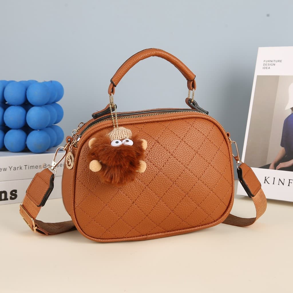 Bolsa Feminina Alça De Gorssa Transversal com POMPOM CA005