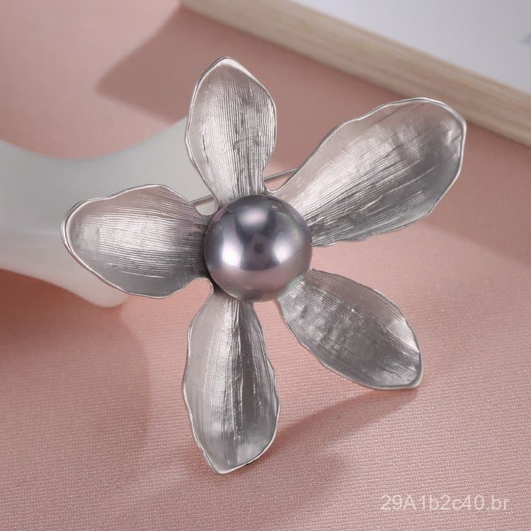 Broche feminino retrô e elegante em formato de flor de cinco pétalas, broche simples com pérolas, broche de flor elegant