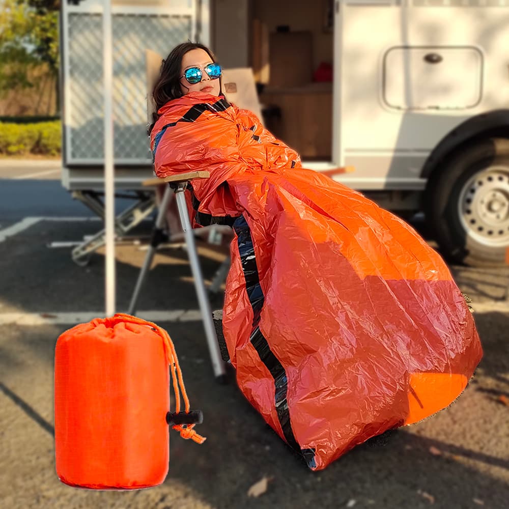 Ao ar livre único acampamento emergência estendido PE filme de alumínio quente saco de dormir à prova de radiação isolam