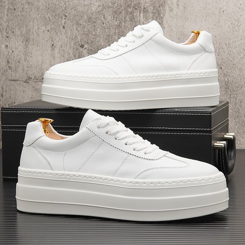 Sapatos de plataforma brancos masculinos 2026 primavera novo estilo na moda sola grossa aumento interno sapatos brancos