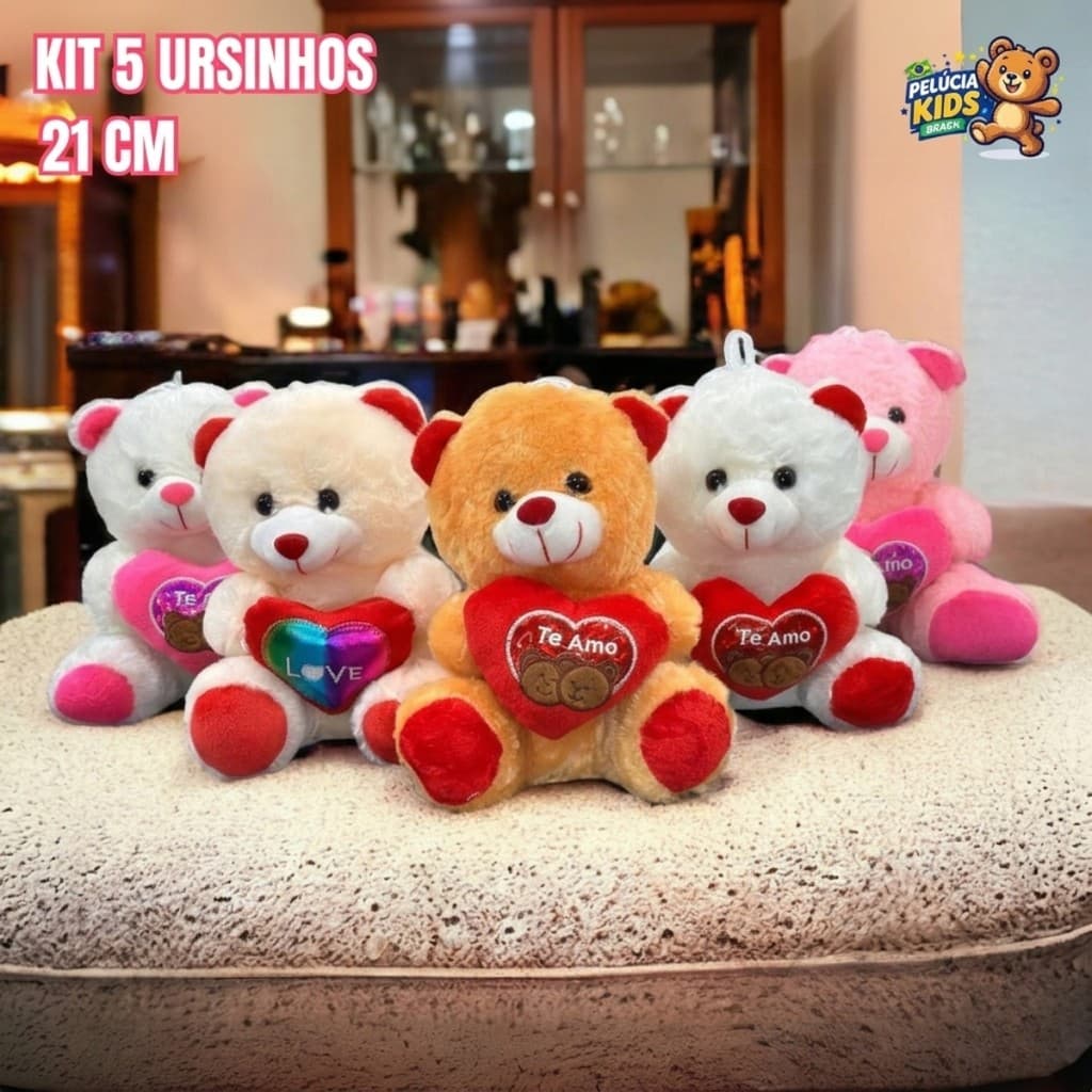 Kit 5 Ursos de Pelúcia 21cm Macios com Coração