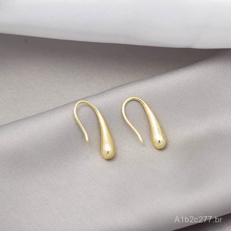 Brincos de design minimalista coreano em formato de gota d'água dourada, modernos e versáteis, requintados e compactos,