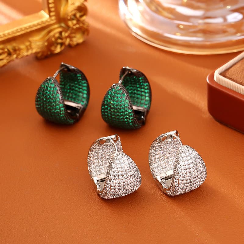 Estilo indústria pesada cheio de diamante zircão brincos High-End sentimento moda requintado luz luxo elegante brincos d