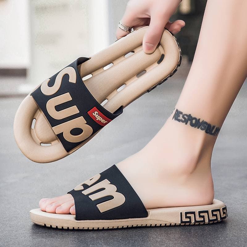 Chinelos masculinos oco vazamento banheiro banho antiderrapante Flip-flops interior casa na moda moda San