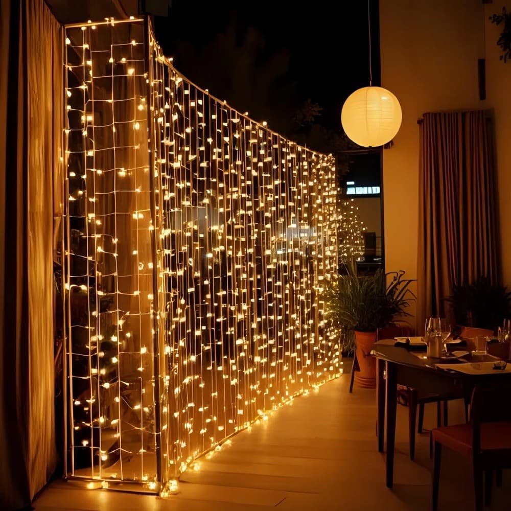 Pisca Cortina 100 LEDs 2×1,5 m Branco Quente 127V - 2.5W