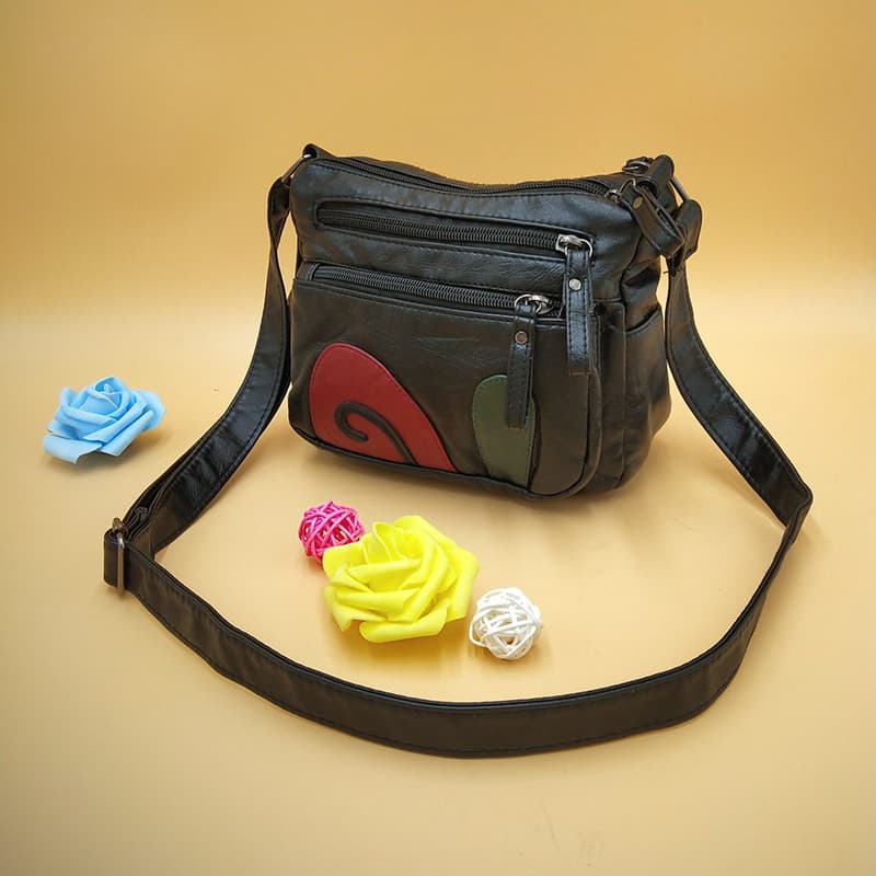 2024 novo estilo bolsa feminina pequena bolsa quadrada bolsa mensageiro bolsa de ombro Mini bolsa pequena lavada couro m