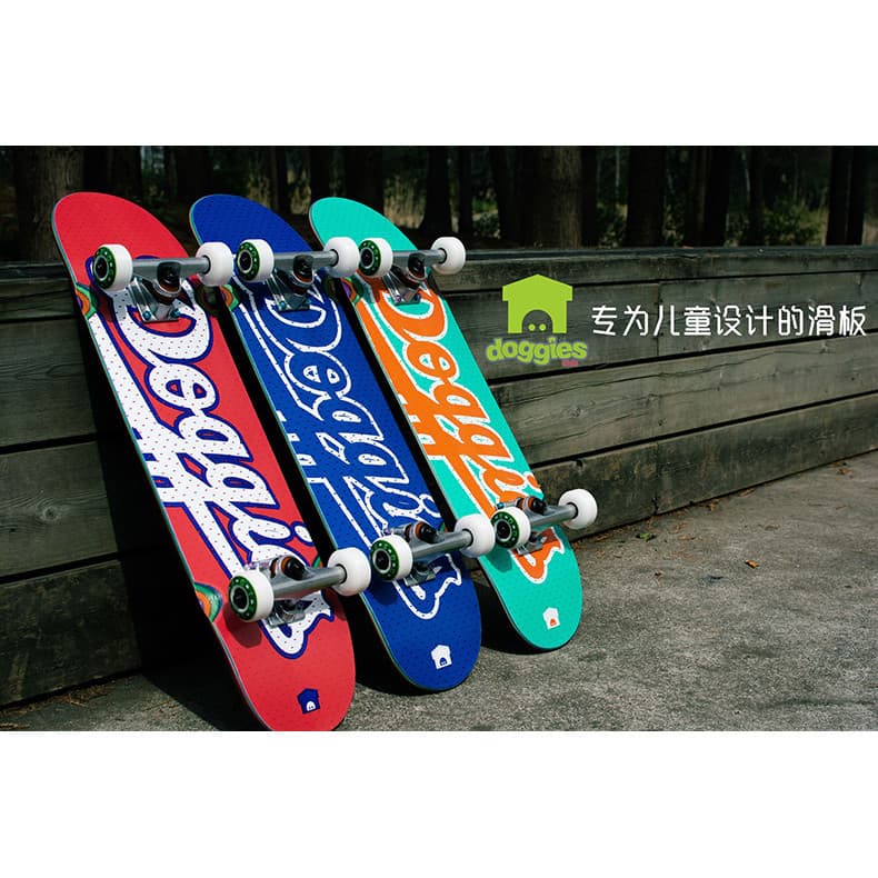 DOGGIES profissional crianças tamanho pequeno skate de quatro rodas duplo Rocker iniciante crianças skates