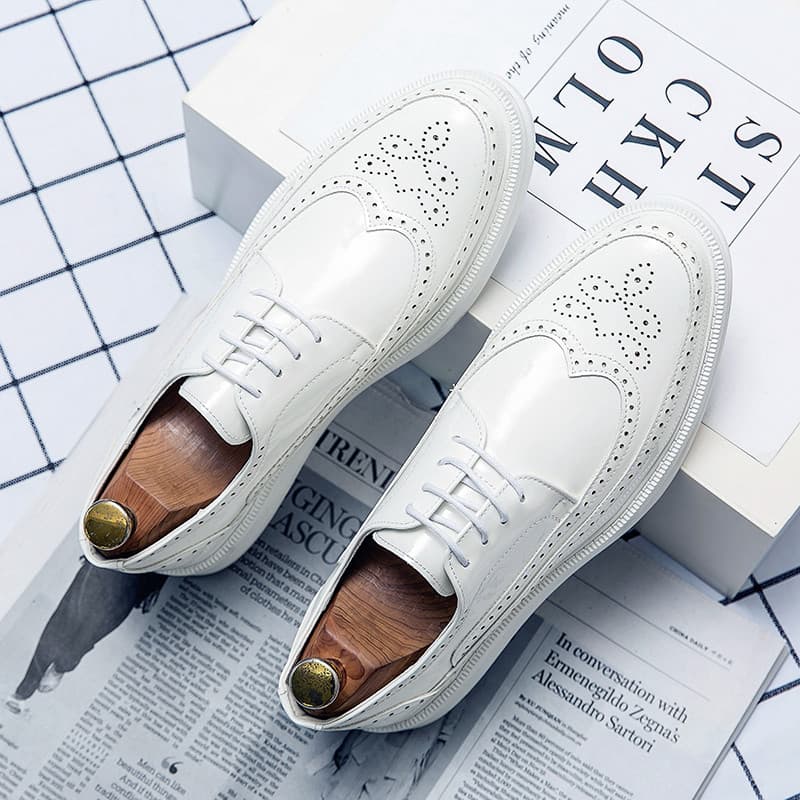 Bloco sapatos de couro branco masculino britânico na moda couro genuíno couro patente respirável aumento interno sapatos