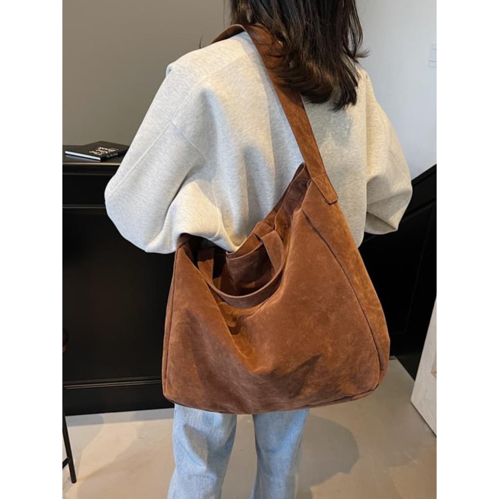 Outono inverno novo estilo Retro camurça grande capacidade sacola moda simples Casual preguiçoso sentir bolsa de ombro f