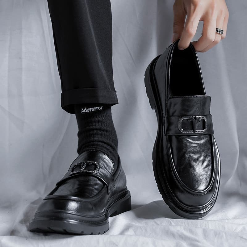 Sapatos de couro masculinos primavera deslizamento em couro genuíno respirável tendência britânica negócios Formal Wear