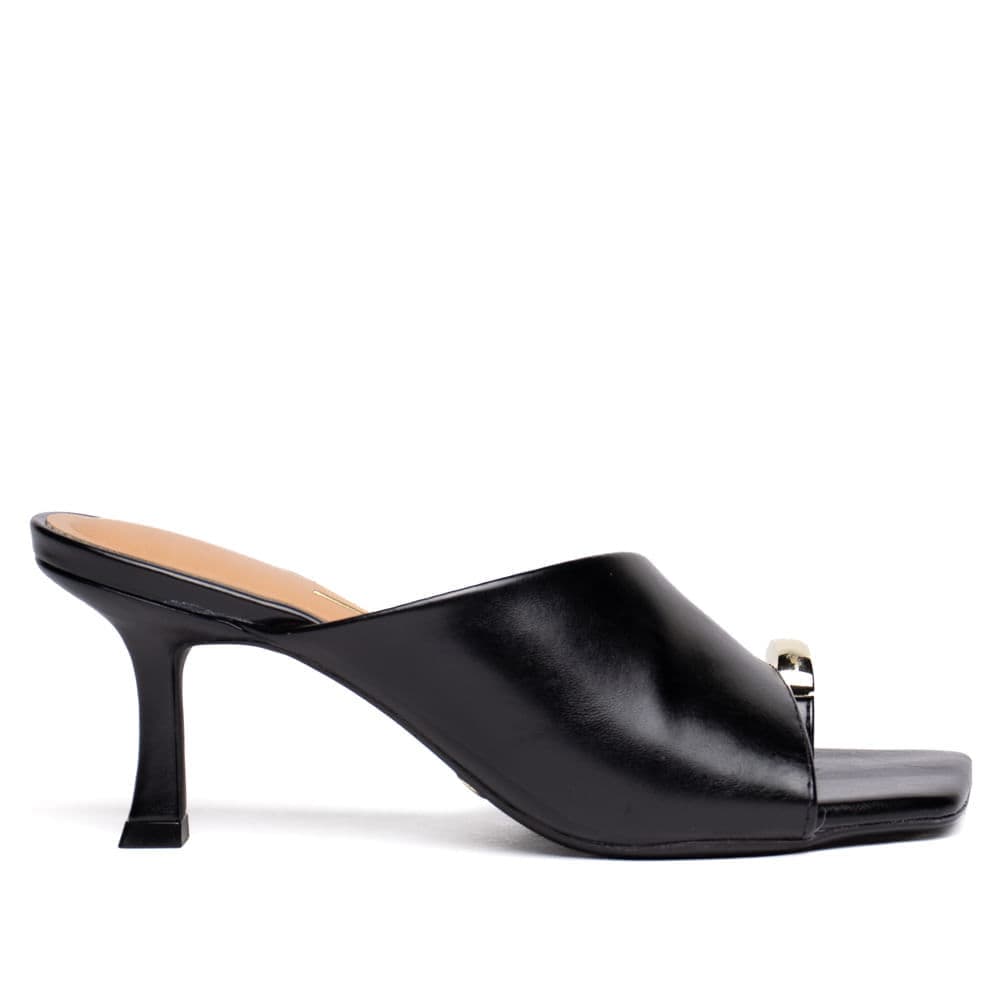 Tamanco Feminino Vizzano Salto Fino Bico Quadrado Preto