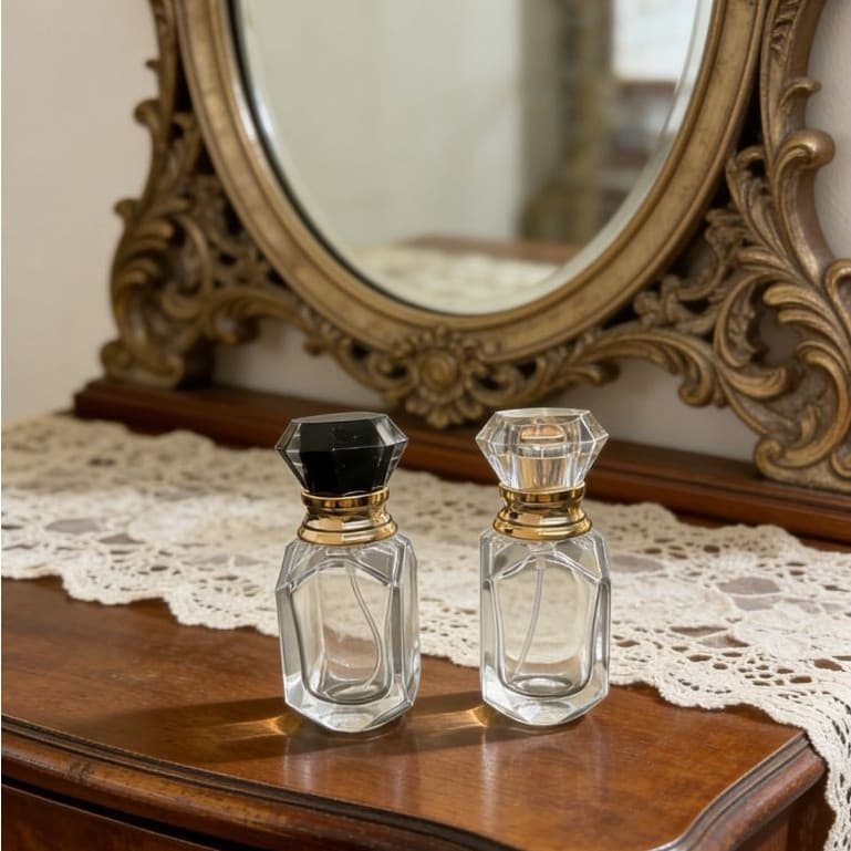 1/2 pcs Frasco de Perfume de Vidro Luxuoso com Tampa de Cristal diamante 30ml Portátil e Recarregável