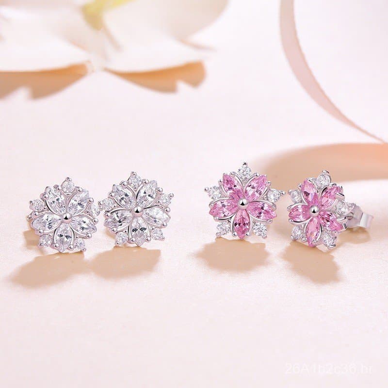 Brincos de flor de cerejeira cravejados de diamantes rosa, simples e elegantes, pequenos brincos de flor delicados para