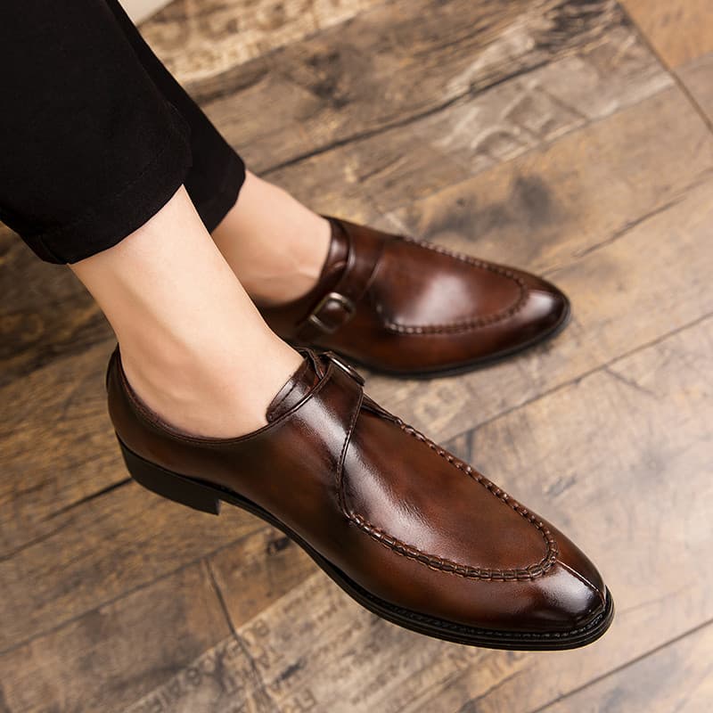 Sapatos masculinos de negócios roupa Formal 2025 verão novo estilo britânico apontou sapatos casuais cabeleireiro Retro