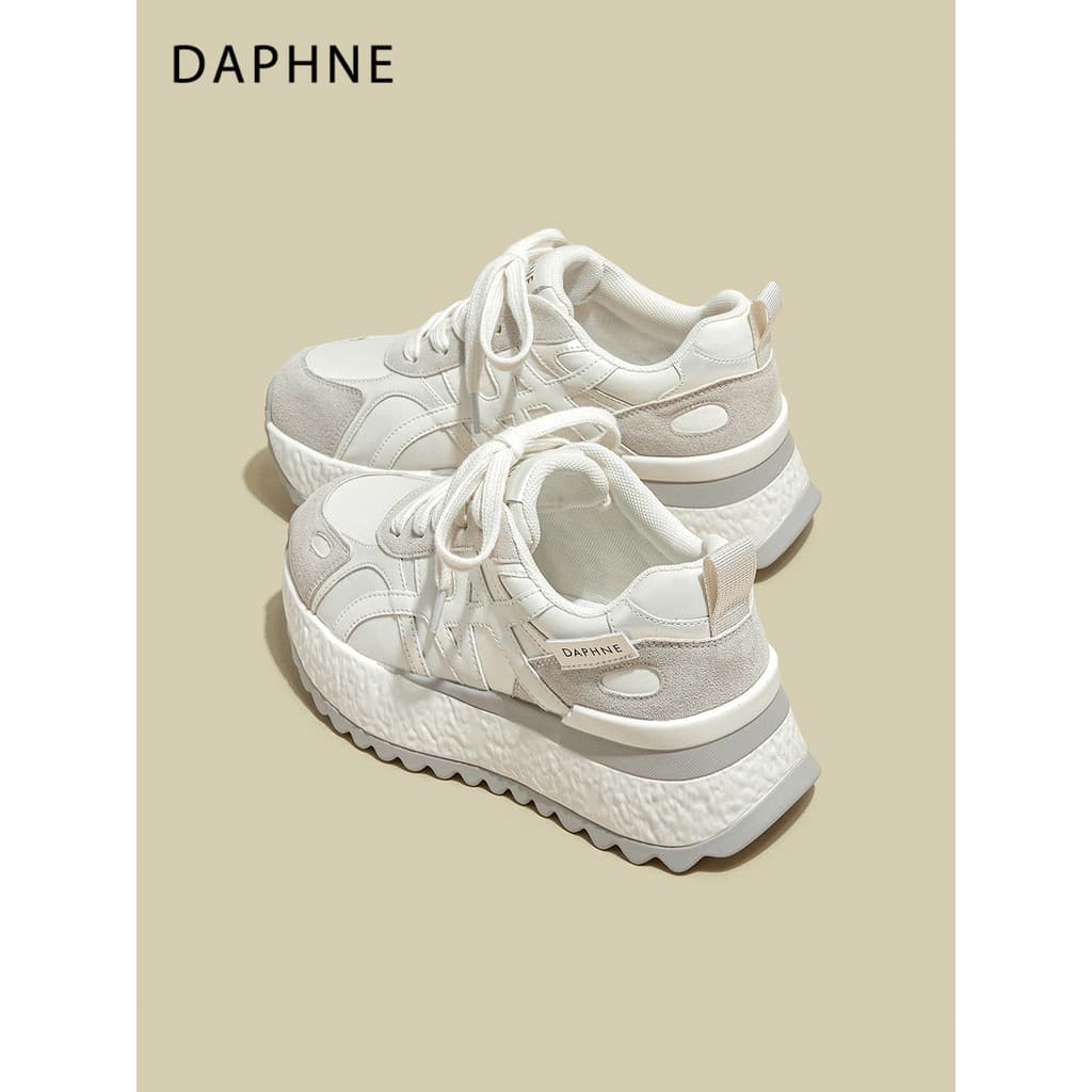 Daphne sapatos brancos de sola grossa aumentando mulheres 2026 novo estilo verão sapatos esportivos casuais estilo de ve