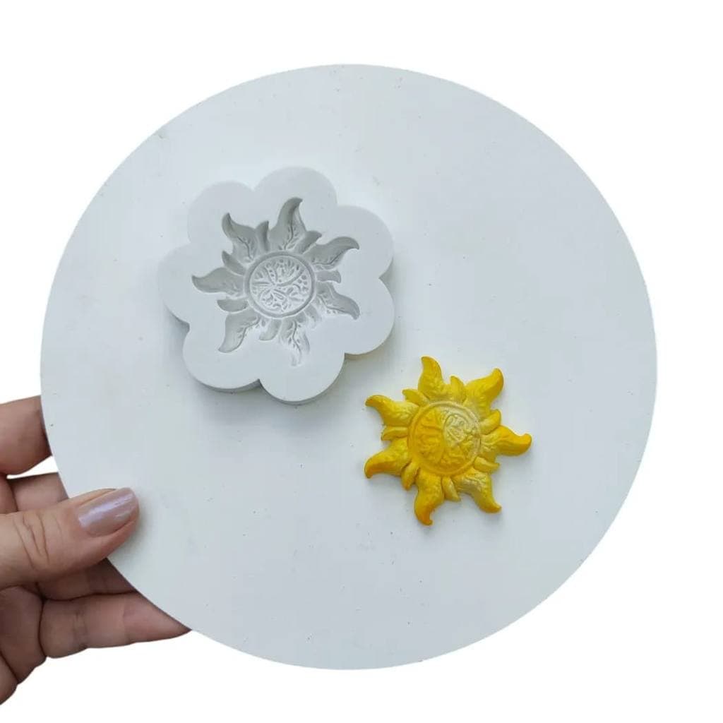 Molde de Silicone  Sol Rapunzel para Decorar Doces 5cm