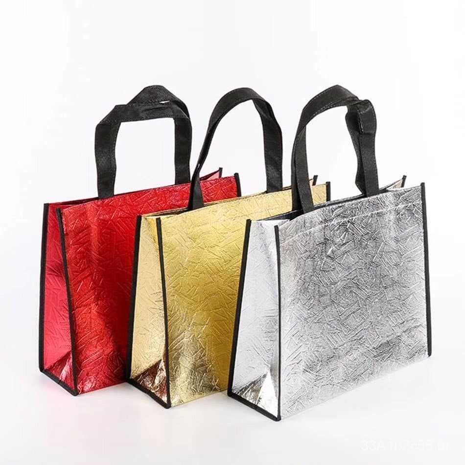Sacolas de presente para roupas com revestimento a laser, sacolas não tecidas multicoloridas, sacolas de compras promoci