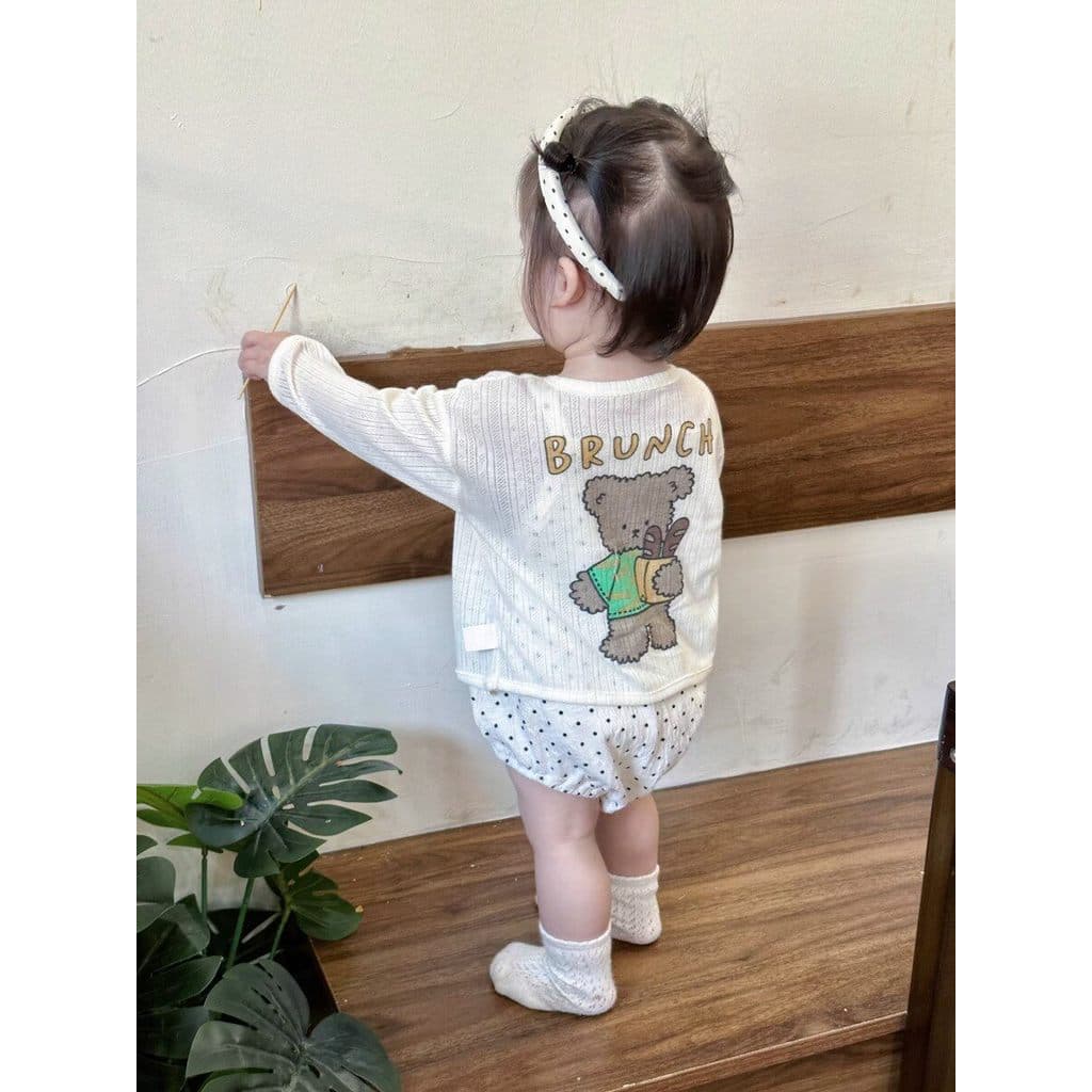 Bebê protetor solar roupas pequeno mês idade roupas de verão 2026 novo estilo verão bebê fino Cardigan roupas de passeio