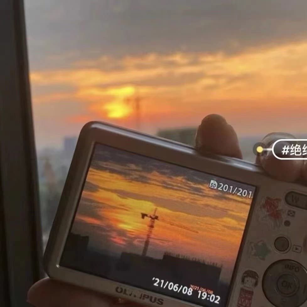 C CCD Câmera Digital Estudante Entrada HD Câmera de Viagem Feminina Retro Portátil Câmera de Cartão Pequeno