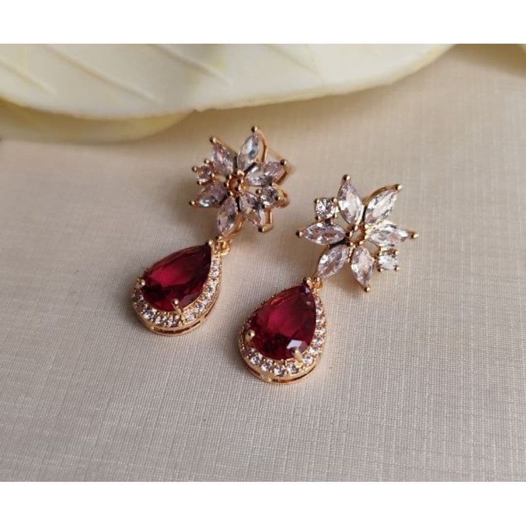 Brinco Flor com Gota de Cristal Colorido e Zircônias Luxo Elegante