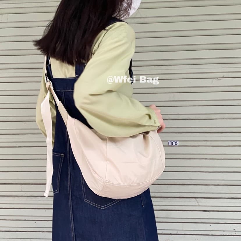 Wfei versão coreana All-Match simples de um ombro Commuter Cross-corpo náilon bolinho saco grande capacidade Casual axil