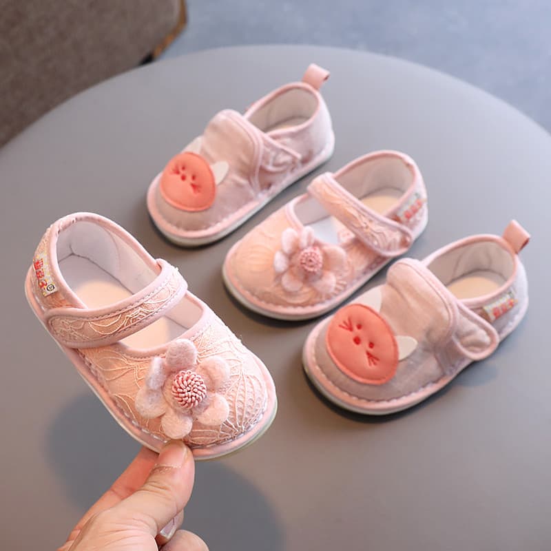 Bebê respirável sola macia antiderrapante jardim de infância sapatos internos primavera outono sapatos de princesa